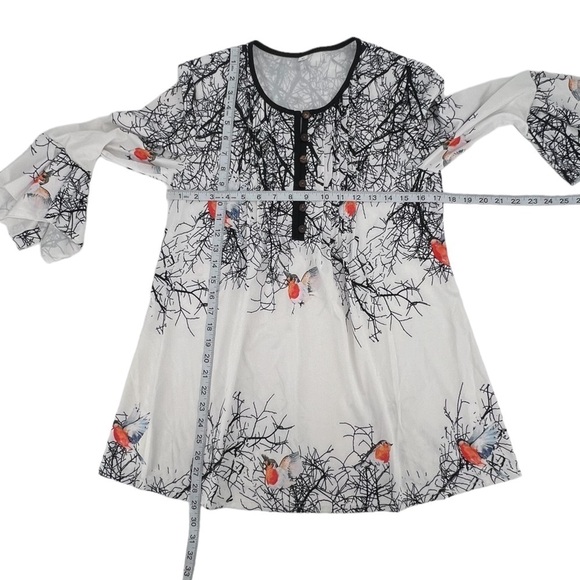 White Bird Bell Sleeve Scoop Neck Pleated Blouse Size Medium Women’s - Picture 4 of 4